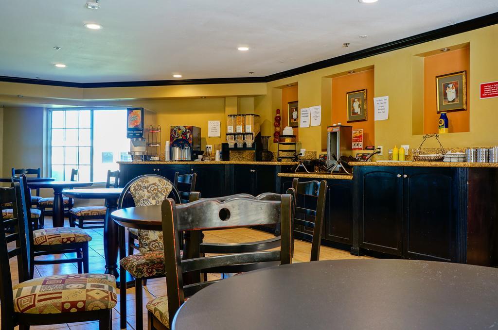 Ramada By Wyndham Ontario