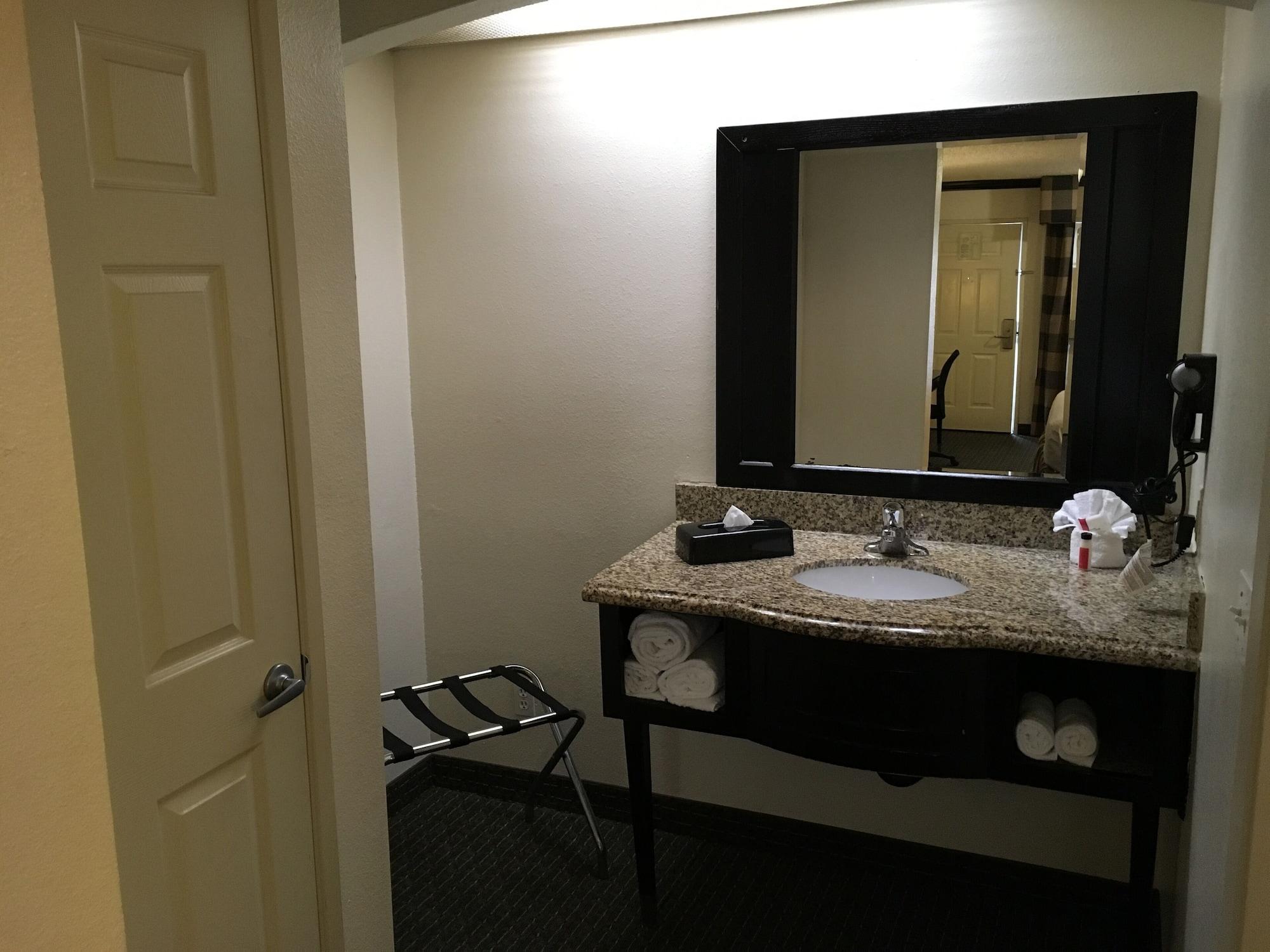 Ramada By Wyndham Hotel