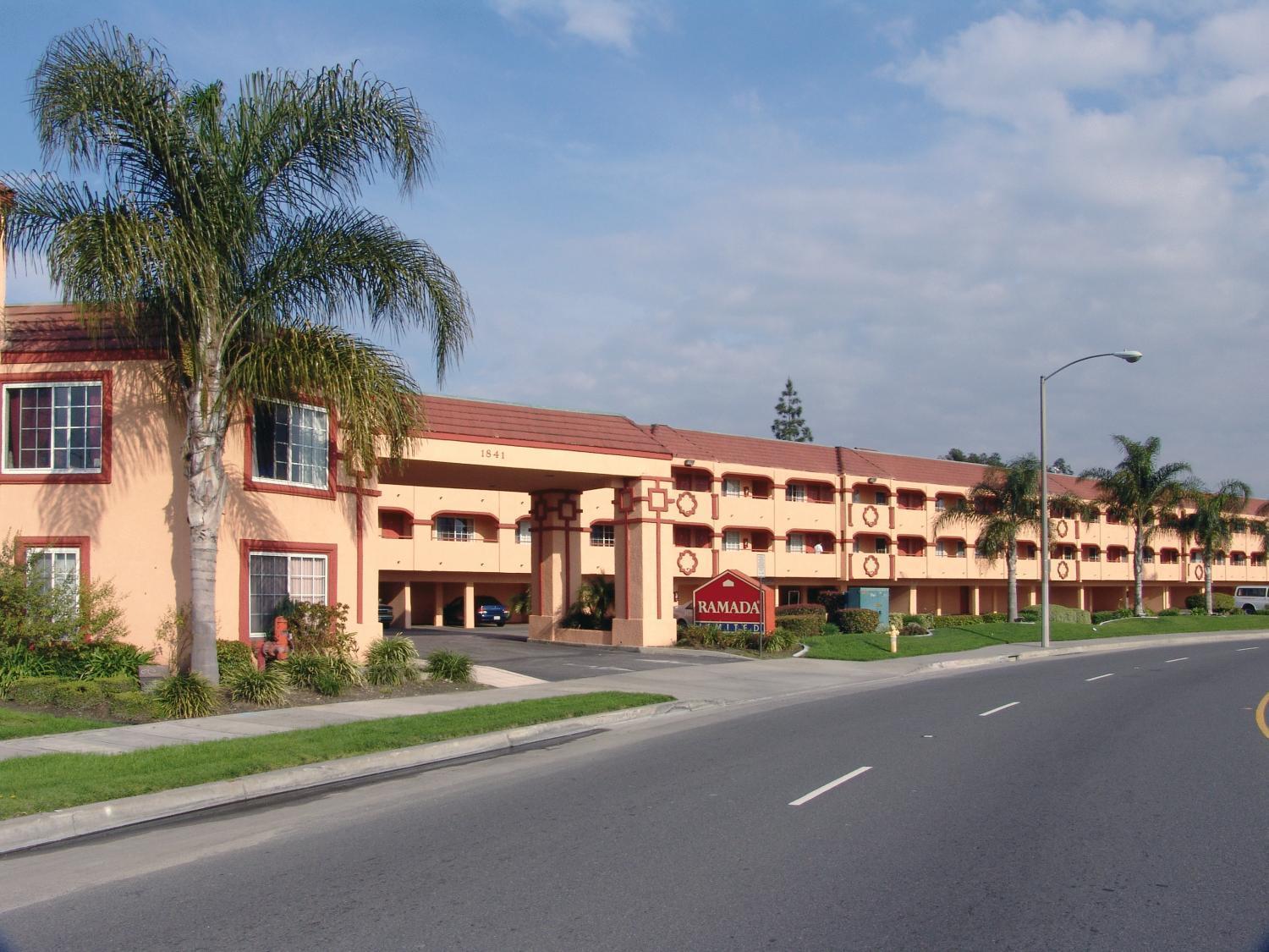Hotel Ramada By Wyndham Ontario