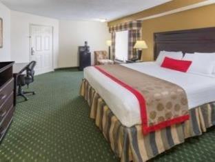 Ramada By Wyndham Hotel Ontario