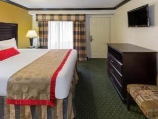 Ramada By Wyndham 2*