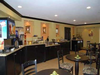 Ramada By Wyndham 2* Ontario