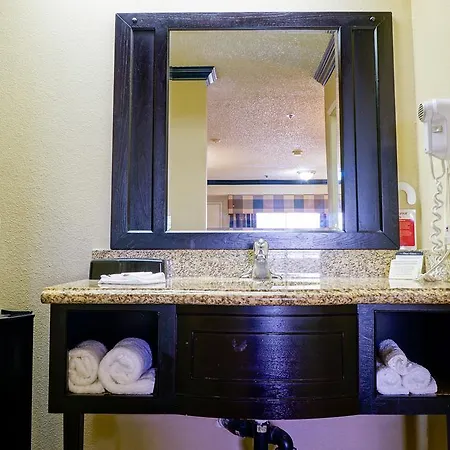 Hotel Ramada By Wyndham Ontario Chambre photo