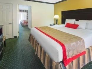 Hotel Ramada By Wyndham 2*