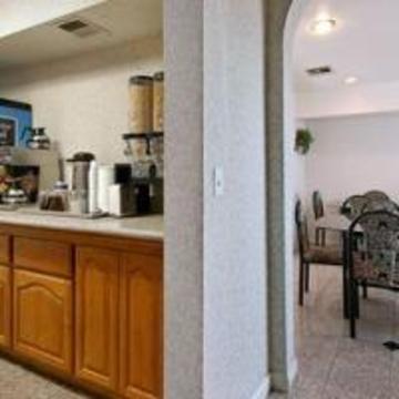 Ramada By Wyndham Ontario
